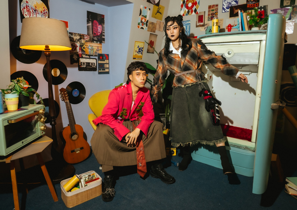 FRENEMY dari Isyana Sarasvati dan VIDI: Rayakan Persahabatan yang Penuh Warna