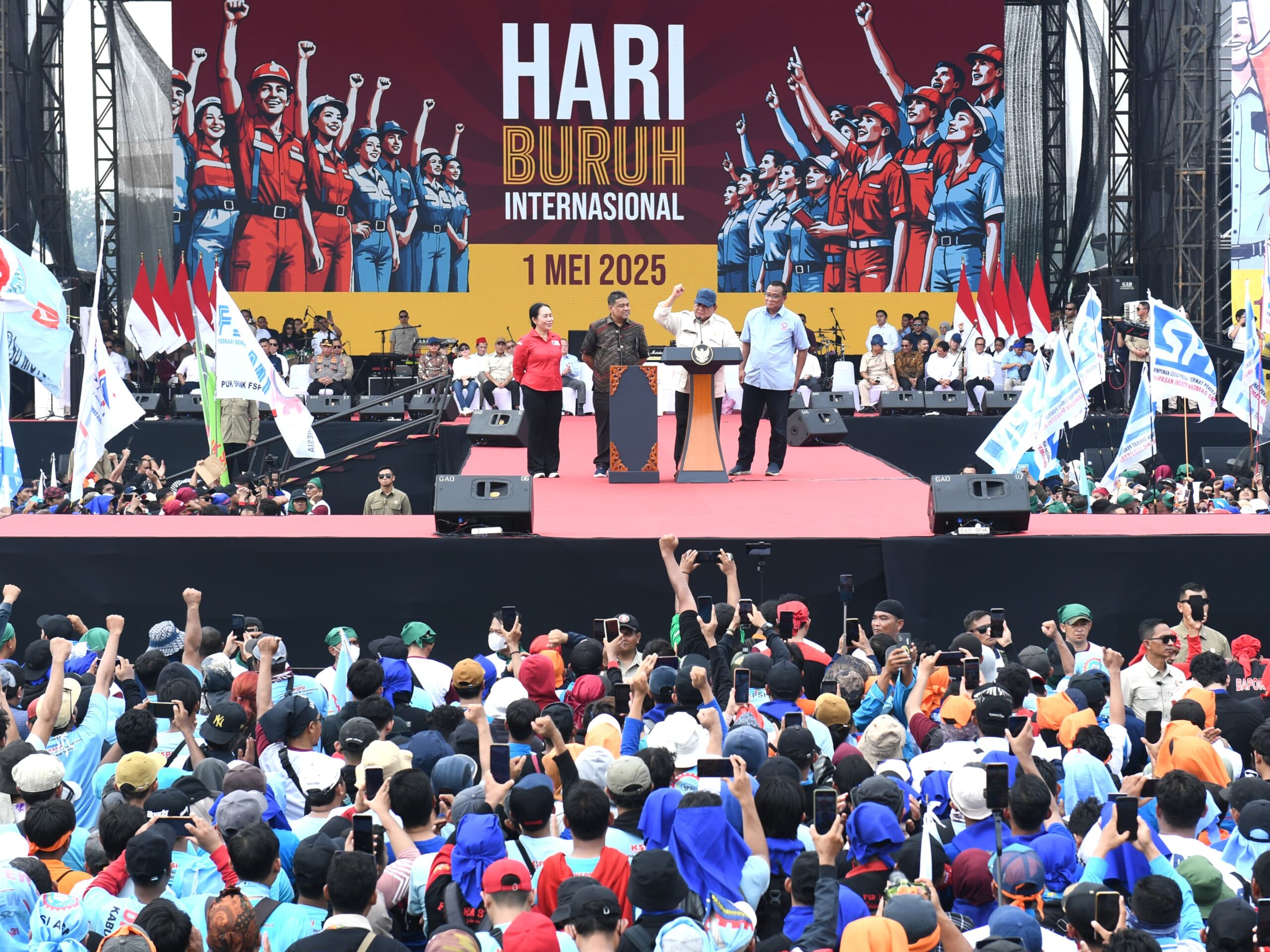 200.000 Buruh Ramaikan May Day di Monas Bersama Presiden Prabowo