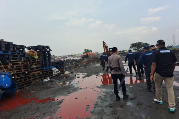 KLHK Segel Gudang Limbah di Tangerang, Diduga Jadi Lokasi Pembuangan Ilegal