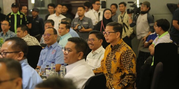 Menteri Lingkungan Hidup Kumpul Bareng Andra Soni dan Sachrudin di Aston Tangerang